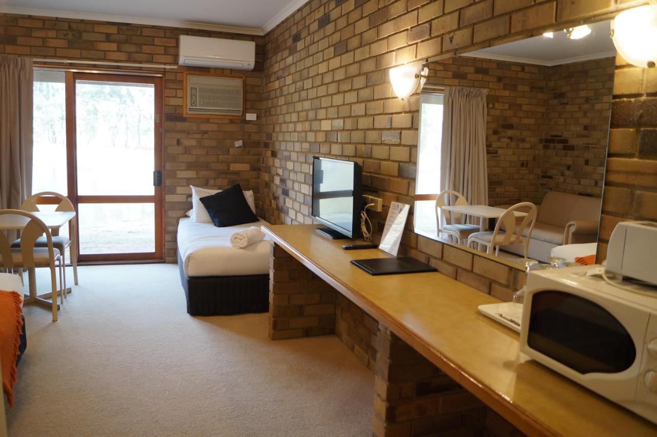 Magdala Motor Lodge & Lakeside Restaurant Столл Екстер'єр фото